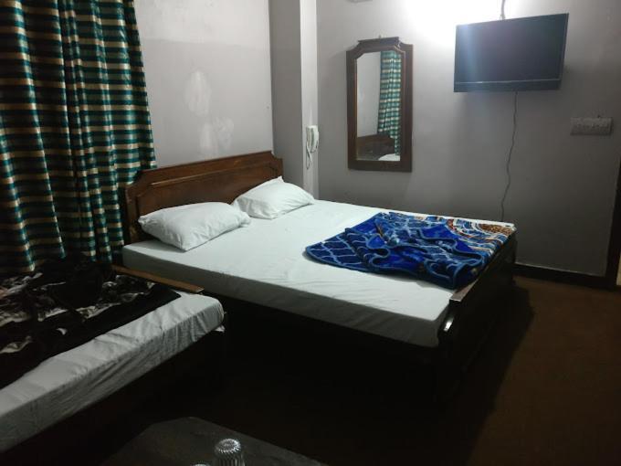 Al Rehman Hotel ลาฮอร์ ภายนอก รูปภาพ
